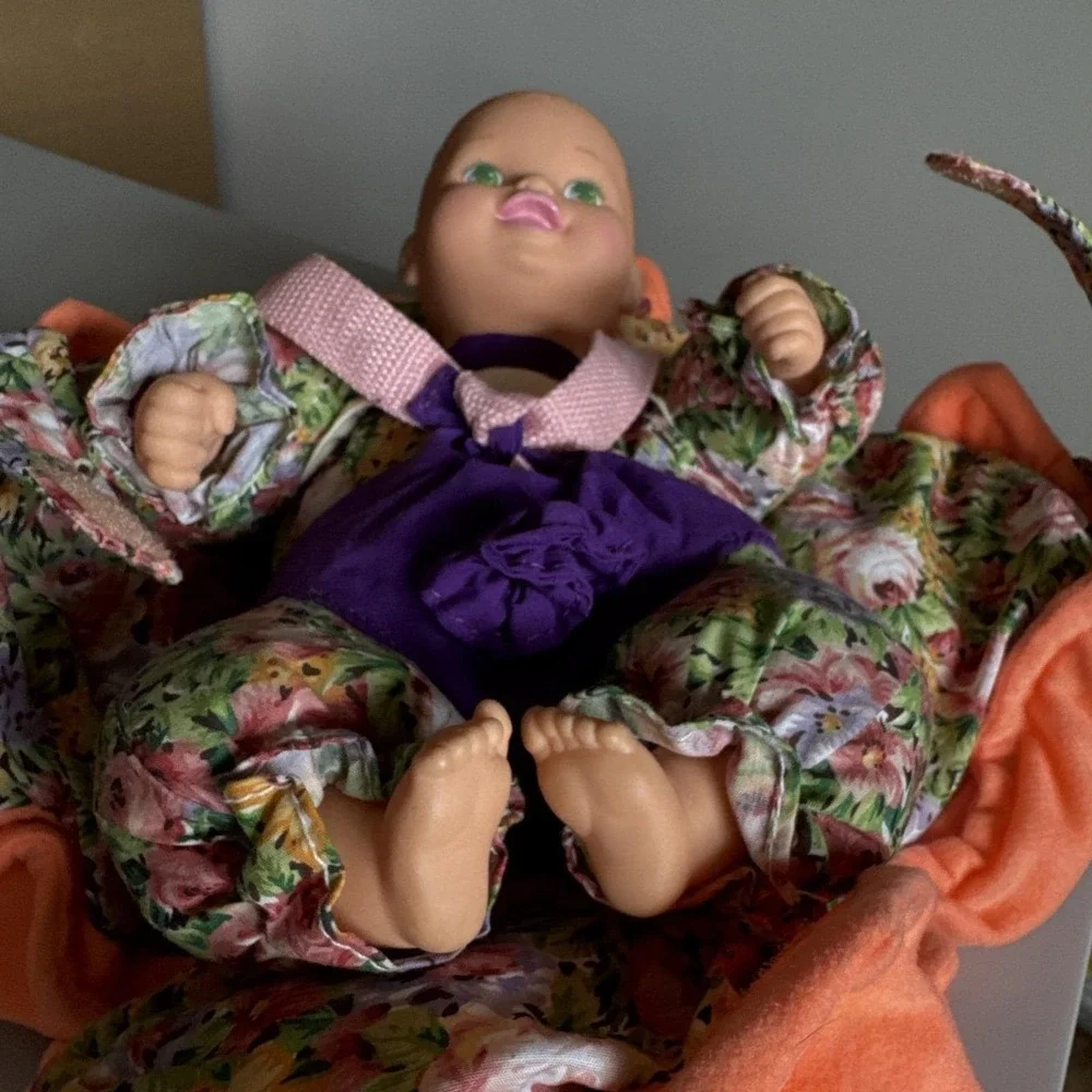 Up Up & Away Kinder-Garden Baby Doll Bottle 1999 Vintage Green Eyes Orange hair